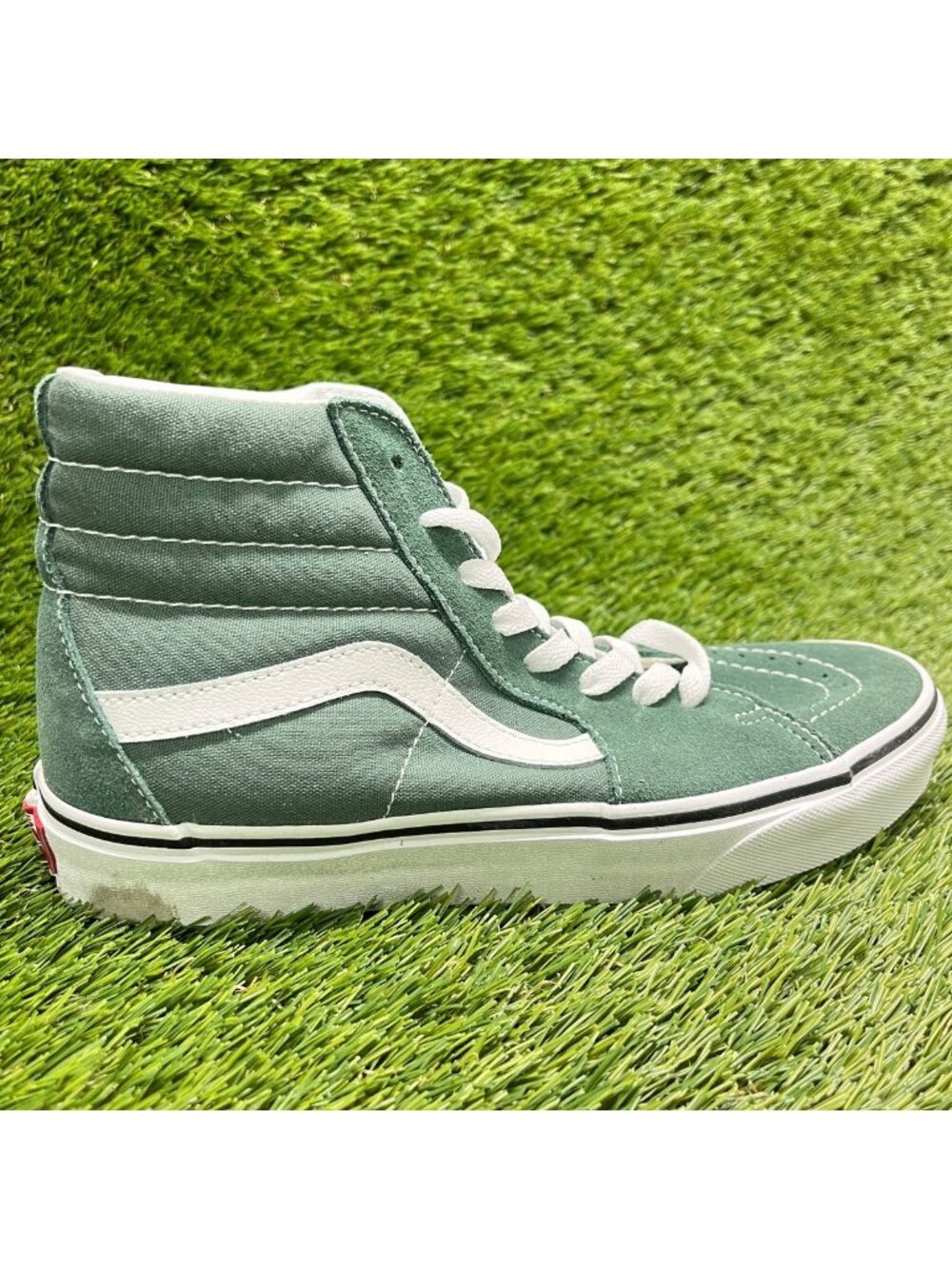 Vans Sk8-Hi Womens Size 8 Green White Gum Athletic Suede Skate Shoes Sneakers